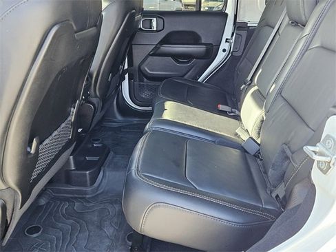 Used 2025 Jeep Wrangler Unlimited Rubicon 392 image 8