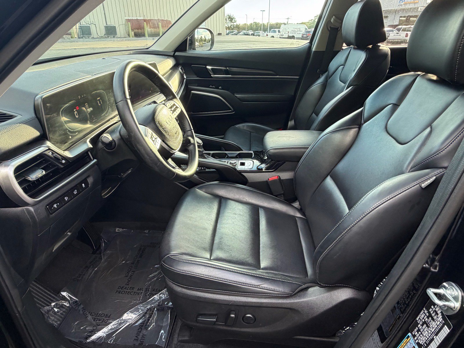 Used 2025 Kia Telluride S AWD/4WD image 23