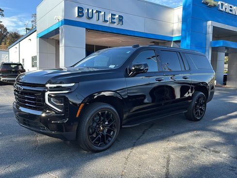 New 2026 Chevrolet Suburban RST image 2