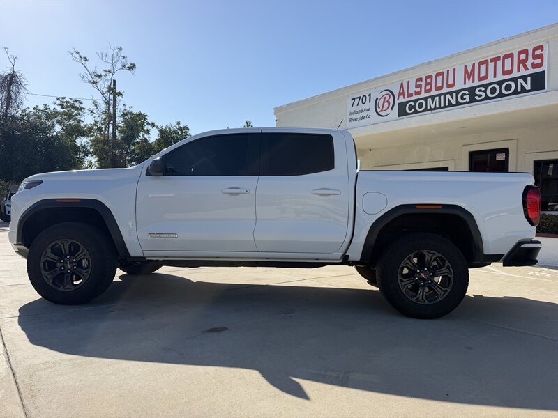 Used 2025 GMC Canyon Elevation RWD image 2