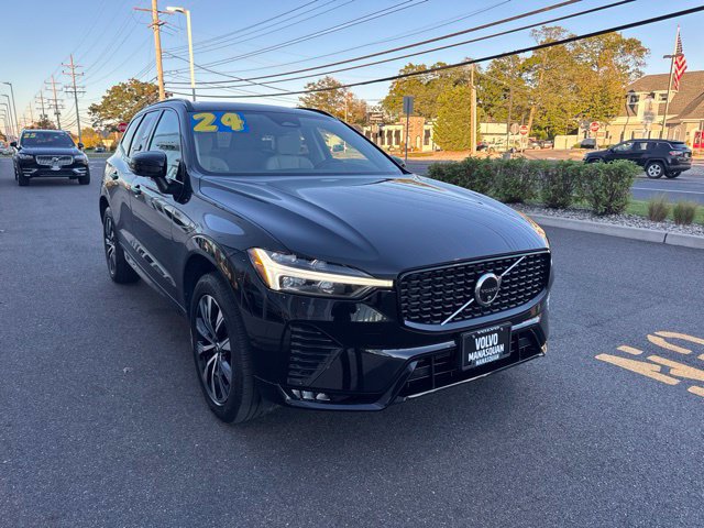 Used 2024 Volvo XC60 B5 Plus w/ Climate Package AWD/4WD image 6