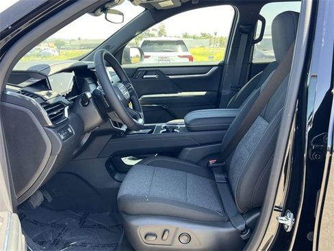 New 2025 GMC Acadia Elevation image 19