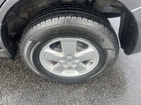 Used 2009 Ford Escape XLT image 22