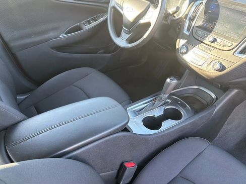 Used 2020 Chevrolet Malibu LT FWD image 63