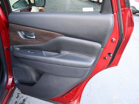 Used 2023 Nissan Murano Platinum image 16