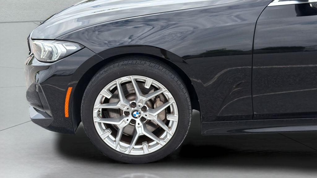 Used 2025 BMW 330i Sedan RWD image 18