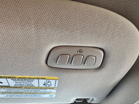 Used 2024 Ford Expedition Limited image 36