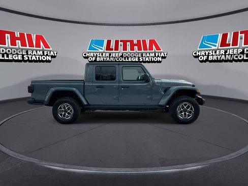 New 2026 Jeep Gladiator Rubicon image 9