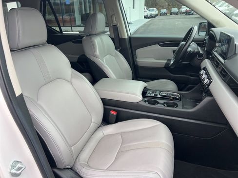 Used 2024 Honda Pilot EX-L image 23
