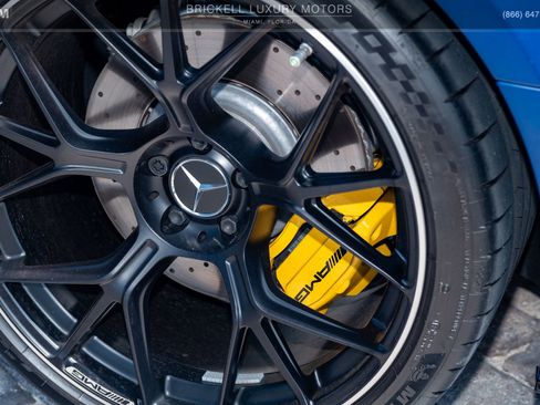 Used 2025 Mercedes-Benz AMG GT 63 image 57