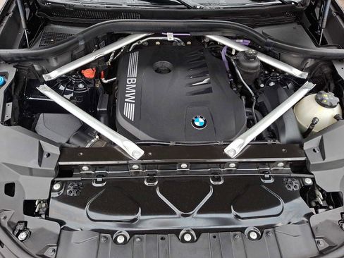 Certified 2024 BMW X5 xDrive40i w/ M Sport Package image 30