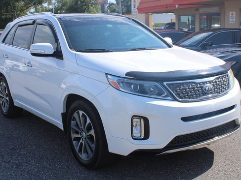 Used 2015 Kia Sorento SX FWD image 4