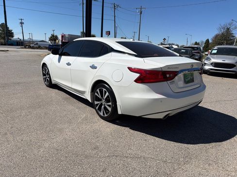 Used 2017 Nissan Maxima 3.5 SV image 2
