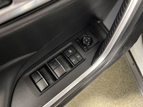 Certified 2025 Toyota RAV4 XLE AWD/4WD image 16