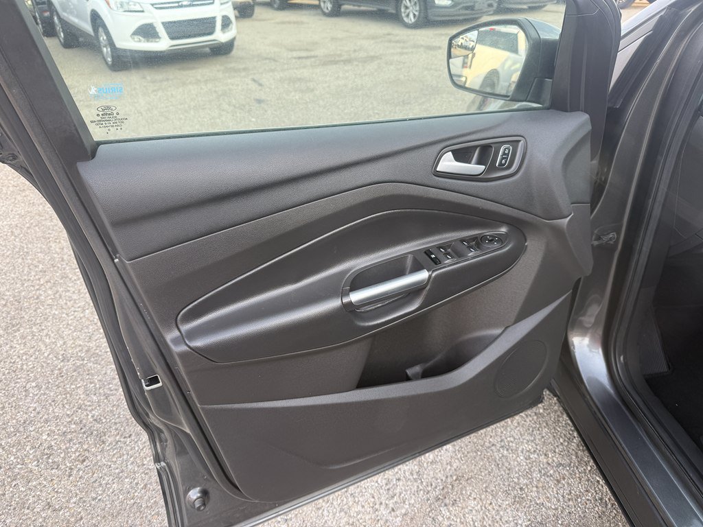 Used 2017 Ford Escape SE AWD/4WD image 11