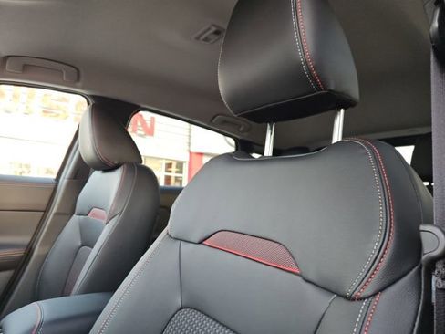 New 2026 Nissan Kicks SR w/ Cold Weather Package image 29