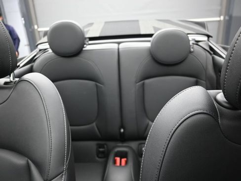 Used 2023 MINI Cooper S FWD image 14