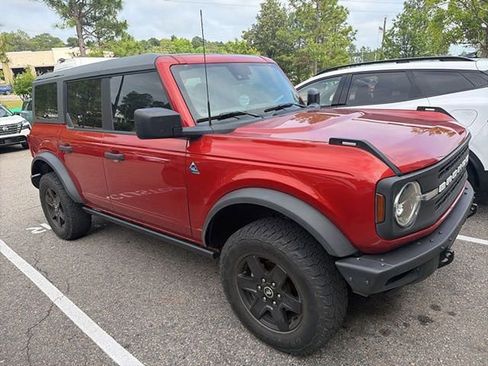 Used 2022 Ford Bronco Black Diamond AWD/4WD image 6