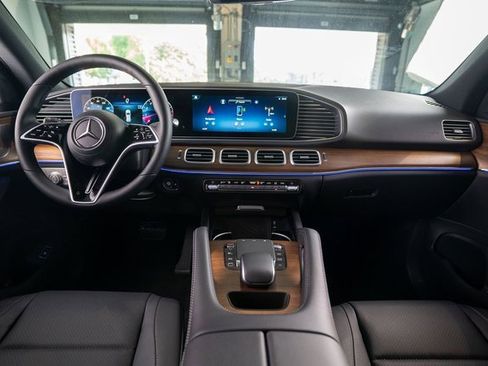New 2025 Mercedes-Benz GLE 350 4MATIC image 11