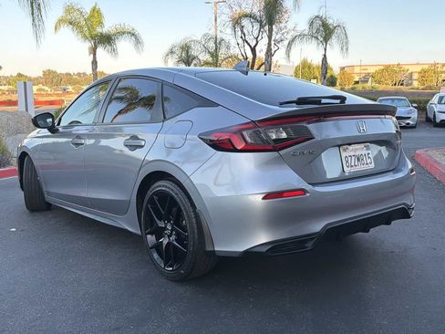 Used 2022 Honda Civic Sport image 3