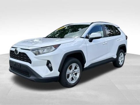 Used 2019 Toyota RAV4 XLE w/ Convenience Package AWD/4WD image 1