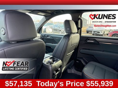 New 2026 GMC Acadia AT4 w/ Luxury Package AWD/4WD image 34