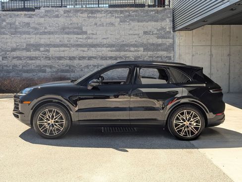 New 2026 Porsche Cayenne image 2