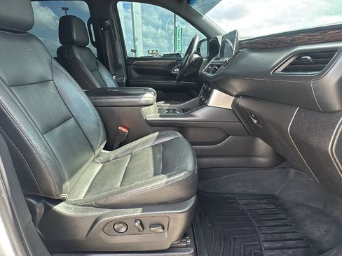 Used 2021 Chevrolet Suburban Z71 image 28