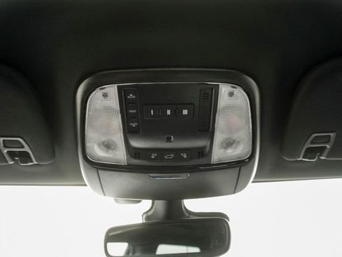 Used 2025 Dodge Durango R/T image 30