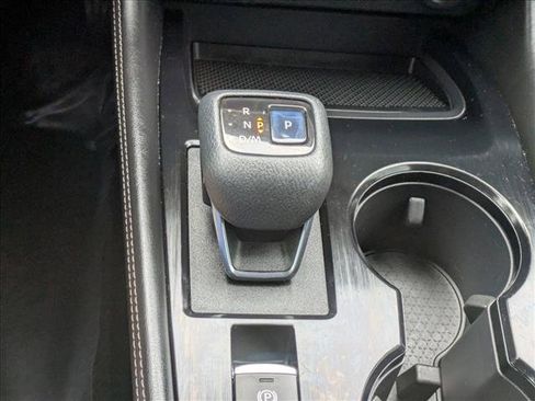 Used 2021 Nissan Rogue SL image 12