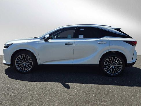 New 2026 Lexus RX 450h AWD image 6
