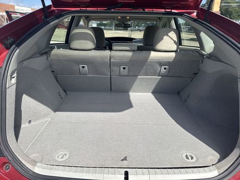 Used 2010 Toyota Prius Three FWD image 32