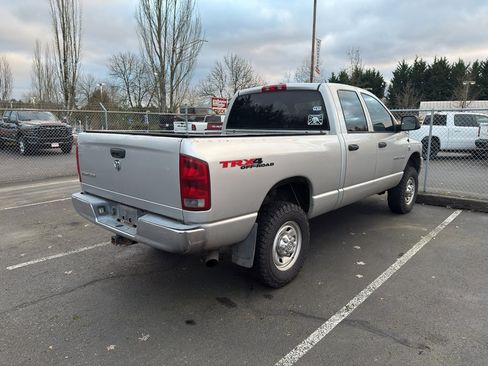 Used 2006 Dodge Ram 2500 Truck SLT image 3