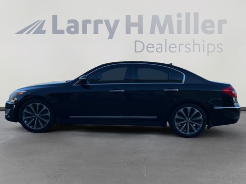 Used 2013 Hyundai Genesis 5.0 R-Spec image 3