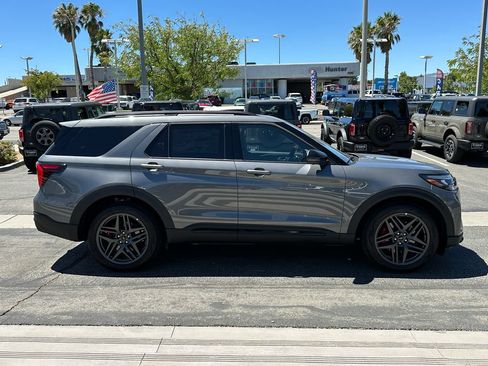 New 2026 Ford Explorer ST w/ Sun And Sound Package AWD/4WD image 9