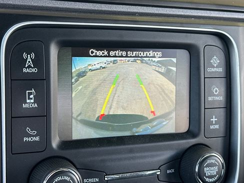 Used 2014 RAM 2500 Tradesman w/ Chrome Appearance Group AWD/4WD image 18