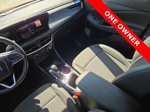 Used 2024 Buick Encore GX Preferred FWD image 12