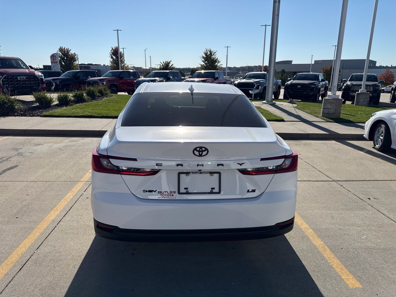 Used 2026 Toyota Camry LE FWD image 5
