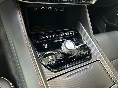 New 2025 Jeep Grand Wagoneer Series III w/ Rear Seat Video Group 1 image 28