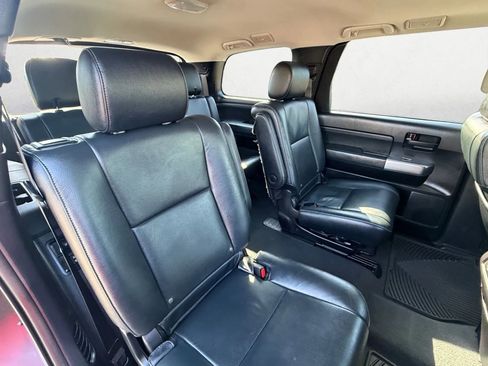 Used 2019 Toyota Sequoia TRD Sport w/ TRD Sport Premium Package image 26