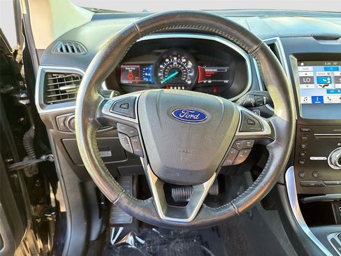 Used 2017 Ford Edge Titanium w/ Equipment Group 301A image 11