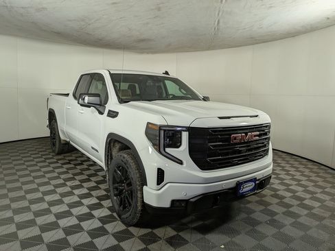 Used 2026 GMC Sierra 1500 Elevation AWD/4WD image 5