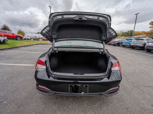 Certified 2023 Hyundai Elantra SEL w/ Convenience Package image 11