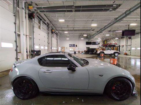 Used 2024 MAZDA MX-5 Miata RF Club w/ Interior Package image 4