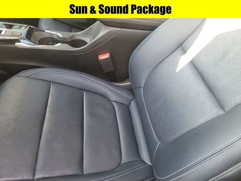 Used 2023 Chevrolet Bolt EUV Premier w/ Sun & Sound Package image 10