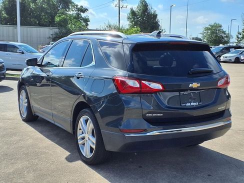 Used 2019 Chevrolet Equinox Premier FWD image 2