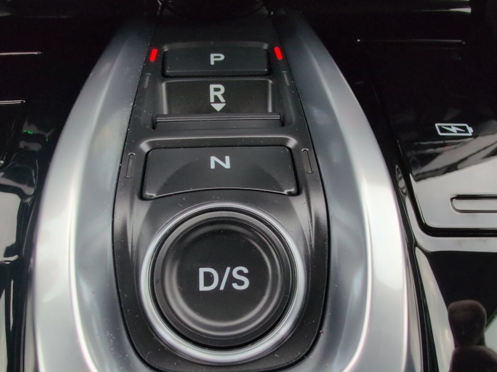 Certified 2026 Acura MDX w/ Technology Package AWD/4WD image 29