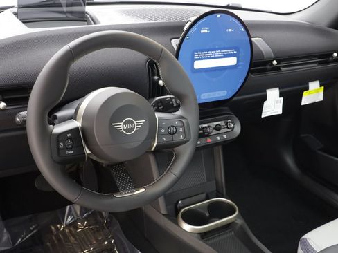 New 2026 MINI Cooper 2-Door Hardtop FWD image 8