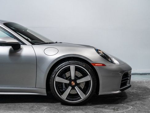Used 2026 Porsche 911 Carrera RWD image 29