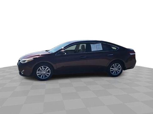 Used 2015 Toyota Avalon XLE image 4